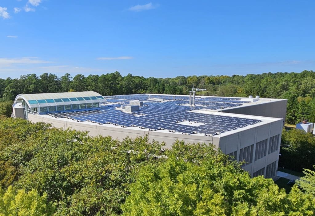 Website- SVC- Govt solar install bkgrnd pic Jessica Salvo (1) Chroma Energy Group Solar Installation